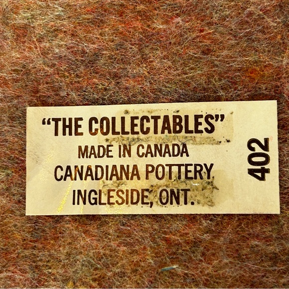 Adorable White Puppy w Big Green Eyes "The Collectables #402" Canadiana Pottery - Picture 8 of 10